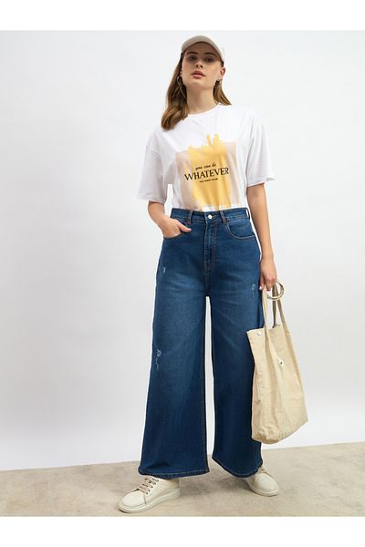 Styli Slogan Print Round Neck Oversized T-Shirt