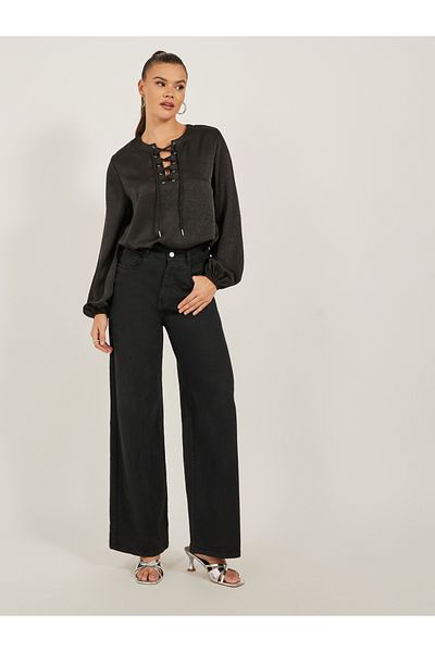 Styli Solid Lace Up Neckline Blouse with Balloon Sleeves