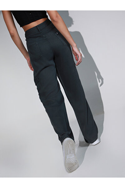 Hubberholme By Styli Solid High Rise Cargo Pants