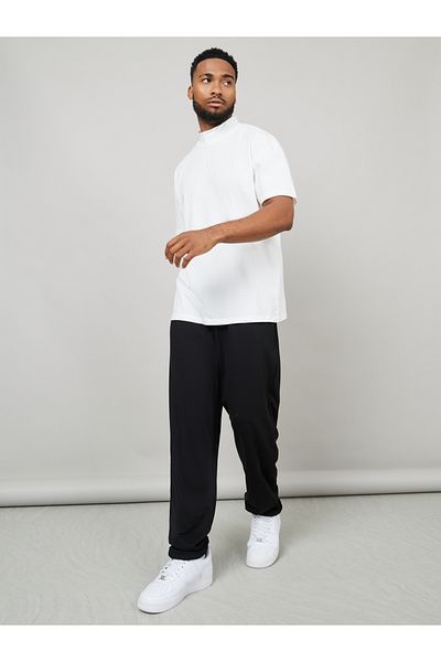 Styli Premium Texture Knitted Pants with  Zipper Pocket Detail