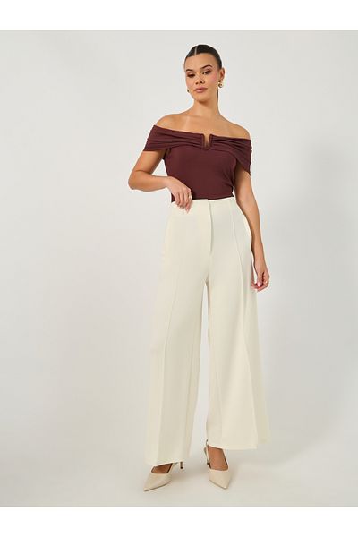 Styli Mid Rise Wide Ankle Length Leg Pants with Pintuck Detail