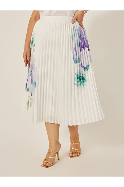Styli Plus Size Printed A-Line Midi Skirt with Pleated Detail