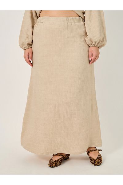 Styli Plus Size Textured Elasticated Waistband Maxi Skirt