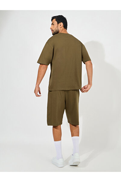 Styli Chest Print Heavy Cotton Jersey T-Shirt and Badge Detail shorts Co-Ords