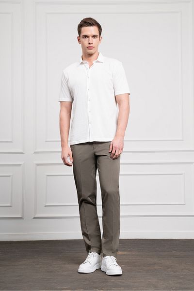 Morven Men's Ecru Trend Apache Collar Dynamic Fit Short Sleeve Shirt