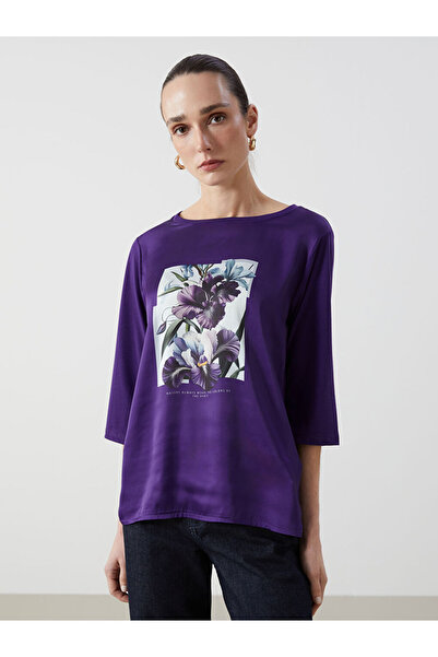 LC Waikiki RMZ GİYİM FARKIYA تي شيرت نسائي مزين بالزهور ذو ياقة روبا