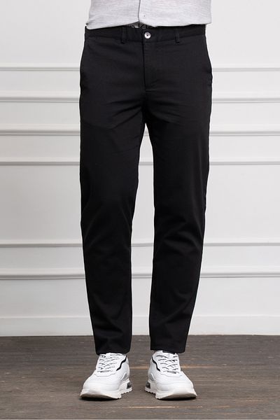 Morven Men's Black Dynamic Fit Relaxed Cut Chino Pants