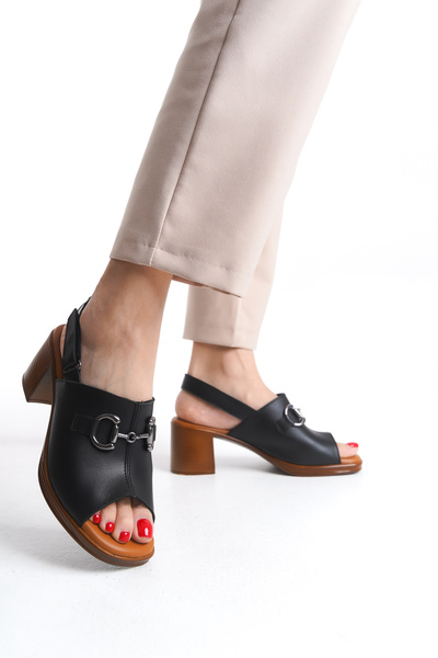 Tamdabu Ayakkabı صندل نسائي بكعب عالٍ من الجلد الطبيعي بإبزيم أسود Tmd 2025778