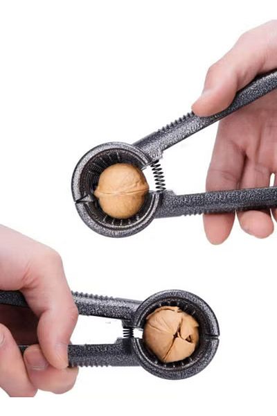 co arma Black Manual Pressure Nutcracker