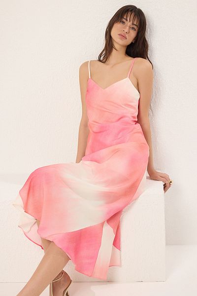 Trendyol Collection Rosafarbenes, bodenlanges, gewebtes Maxikleid in A-Linie mit Blumenmuster TWOSS23EL02416