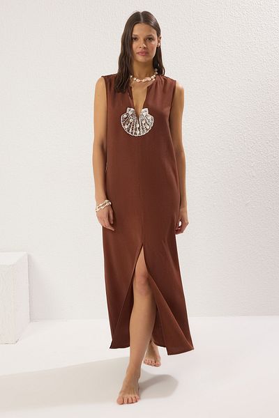 Trendyol Collection Кафява макси тъкана плажна рокля с аксесоари Tbess25El00061