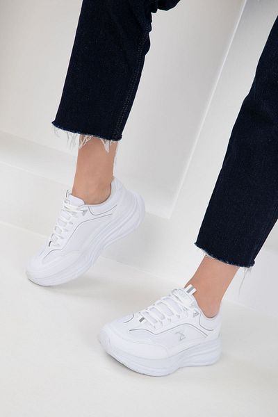 SOHO White Women's Sneaker 20414