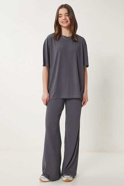 Happiness İstanbul Geräucherter Oversize-Strick-T-Shirt-Hosenanzug für Damen FN03452