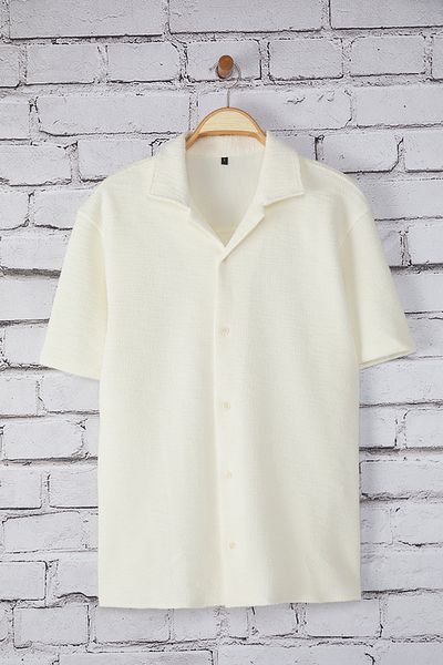 Trendyol Collection Fehér normál férfi ing TMNSS25GO00067