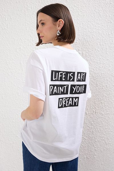 Trendyol Collection Λευκό υπερμεγέθη βαμβακερό μπλουζάκι - Slogan Patch, TWOSS25TS00143