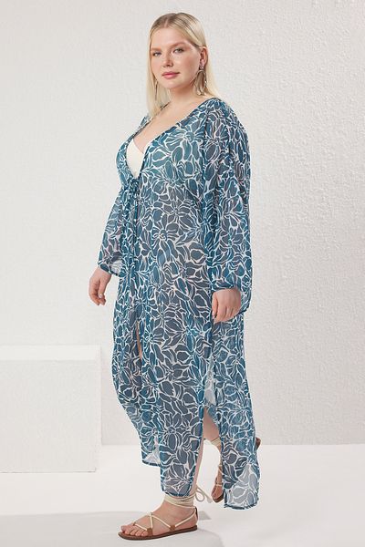 Trendyol Curve Blauer Kimono und Kaftan mit Blumendruck in Übergröße – Schnürung vorne, lange Größe TBBSS25DE00006
