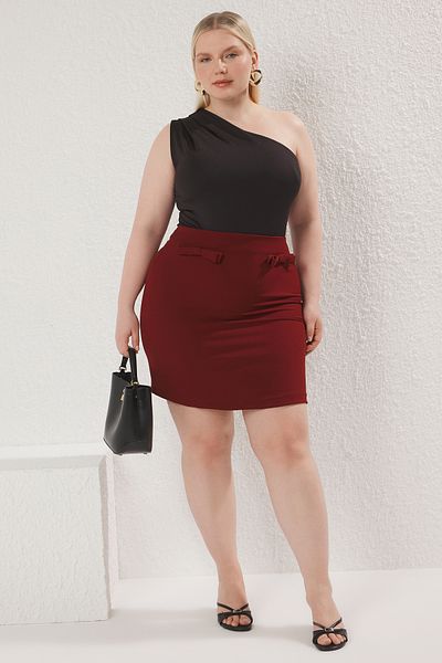 Trendyol Curve Czerwona spódnica mini z kokardą i kokardą w kolorze bordo TBBSS25AZ00024