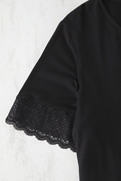 Trendyol Curve Black V-Neck Lace Viscose Shorts Knitted Pajamas Set Tbbss25Ai00065