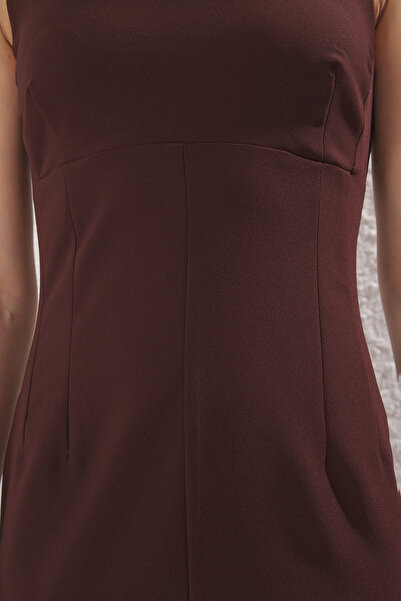 Trendyol Collection Καφέ μίντι υφαντό φόρεμα που αγκαλιάζει το σώμα TWOSS25EL00619