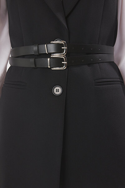 Trendyol Modest Μαύρο υφαντό γιλέκο με λεπτομέρεια διπλής ζώνης TCTSS25YL00002