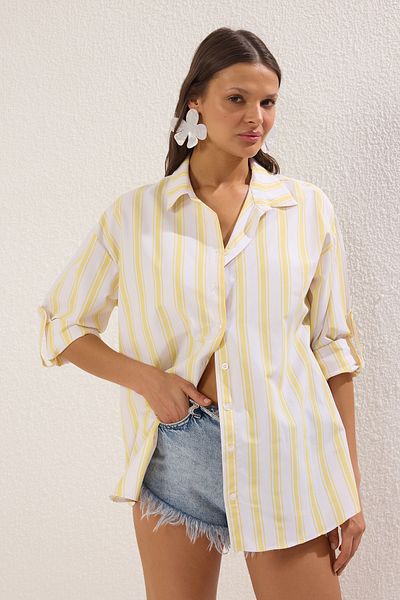 Trendyol Collection Gelb gestreiftes, gewebtes Strandhemd TBESS22GO0664