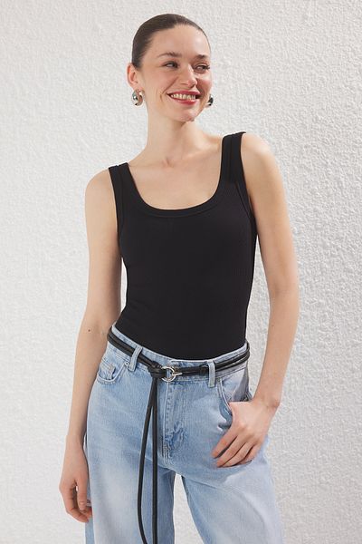 Trendyol Collection Black Pool Collar Fitted/Fitted Backless Low-Cut Bottomed Snap Fastener Stretchy Knitted Body Twoss25Bd00018