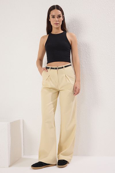 Trendyol Collection Норкові штани з бавовняного плетіння з поясом TWOSS25PL00024
