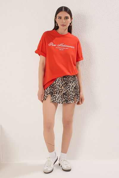 Trendyol Collection 100% Cotton Red Slogan Embroidered T-Shirt Wide Fit Overize Cancel
