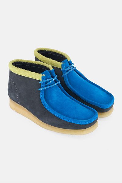 CLARKS Men Wallabee Lace Up Ankle Boots, Grey