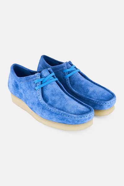 CLARKS Men Standard Wallabee Lace Up Casual Shoes, Bright Blue