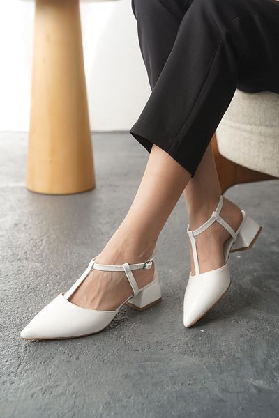 GOFFSHOES Pantofi de damă cu toc alb-brevet neclar