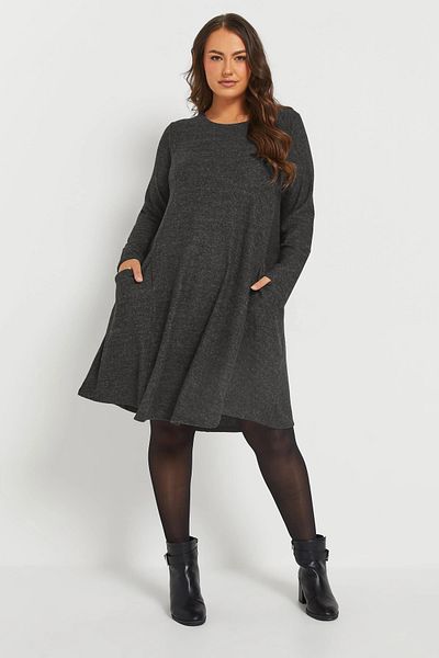 Stil Diva Plus Size Long Sleeve Crew Neck Skirt Flared Pocket Dress 270083