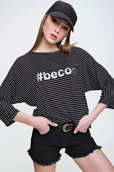 ŞİMAL Women's Printed Line Detailed Elbow Sleeve T-Shirt 250020   -