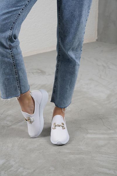 Beyond Women's White Gc Buckle Sneaker 4cm Byndsnkk04
