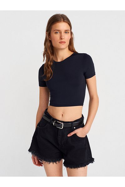 Dilvin 31175 Crew Neck Crop Top-Black