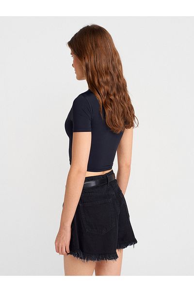 Dilvin 71798 Tasseled Shorts-Black