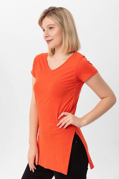 ŞİMAL Γυναικείο T-Shirt με λαιμόκοψη V στο πλάι 240095