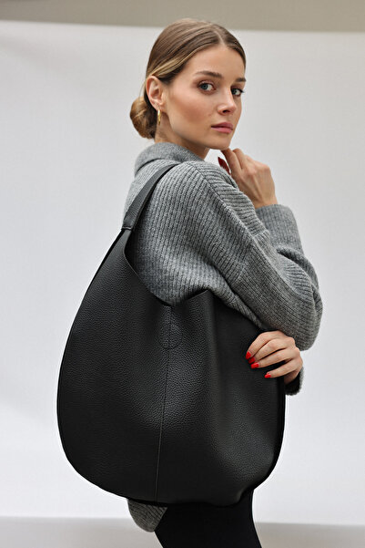 LUTVELIZADE Çanta 2344 - Süet Dikiş Detaylı Siyah Kadın Çanta