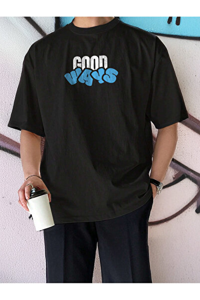 De Carte تي شيرت موسمي كبير الحجم للجنسين مطبوع عليه جرافيتي من GOOD WAYS