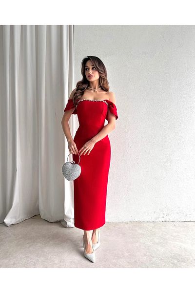 Afiş Butik Rochie roșie cu umăr strălucitor cu detaliu de piatră
