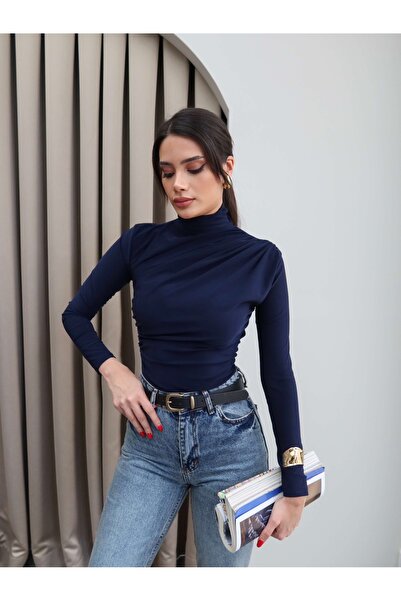 ESRAHELVACI Μπλούζα με πιέτες ώμου και μέσης