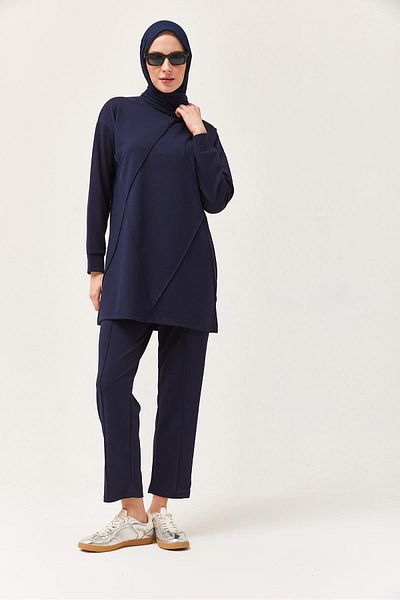 CALİENTE Women's Cross Striped Double Suit Navy Blue