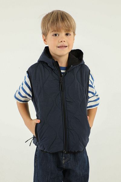 Black One Hooded Double Pocket Girl's Vest
