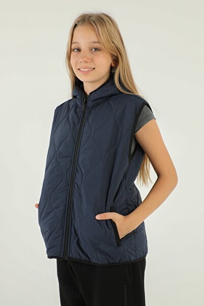 Black One Куртка з капюшоном, двома кишенями та блискавкою