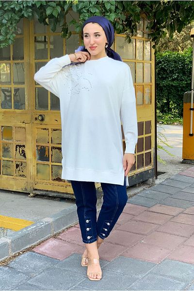 Moda Rosa ECRU 24Y4343 - Jewelled Zimba Printed Sweat