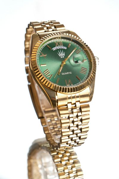 WATCHOFROYAL Royal Date Gold Green Wristwatch