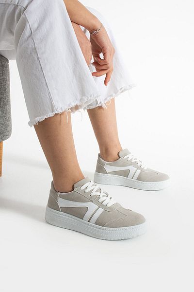 Getcho Pantofi sport Ugarte din piele intoarsa pentru dama, alb gheata