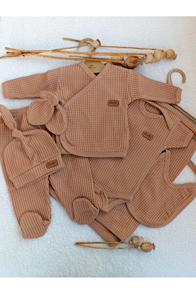 Bilge Trend Baby Boy Brown Waffle 7 Piece Hospital Release Bodysuit Set