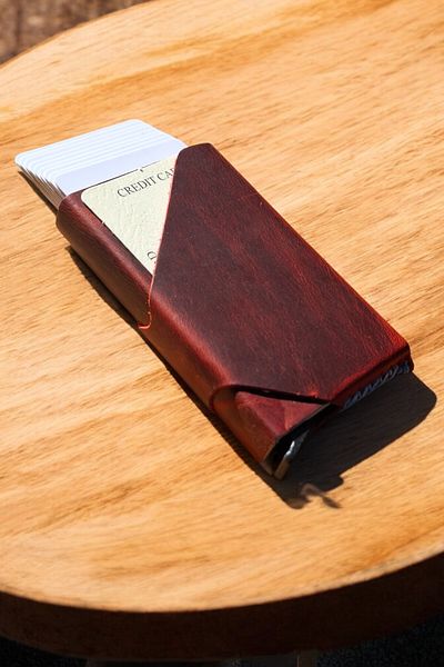 MAT Deri Men's Mechanized Card Holder Real Leather Automatic Mechanized 10 Card Capacity Card Holder