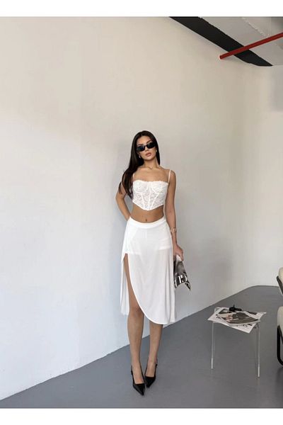 Moka Shopin Fusta MokaShopin cu pantaloni scurți - albă